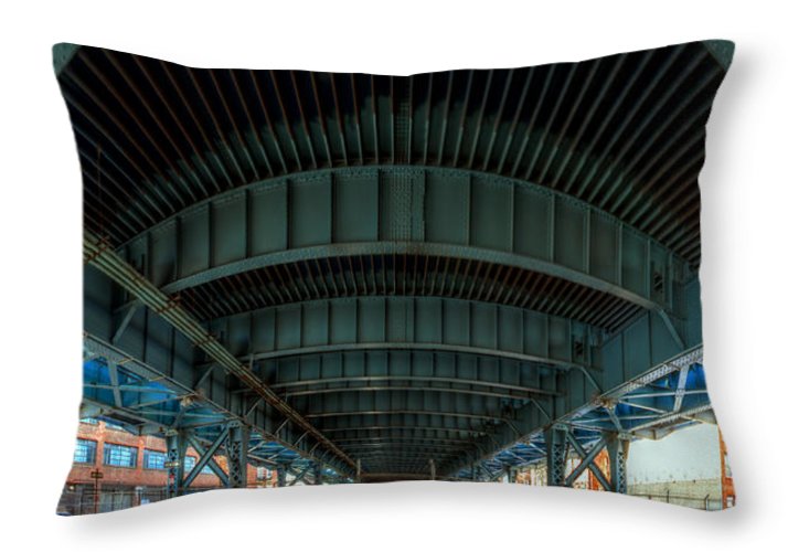 Panorama 3616 Benjamin Franklin Bridge - Throw Pillow