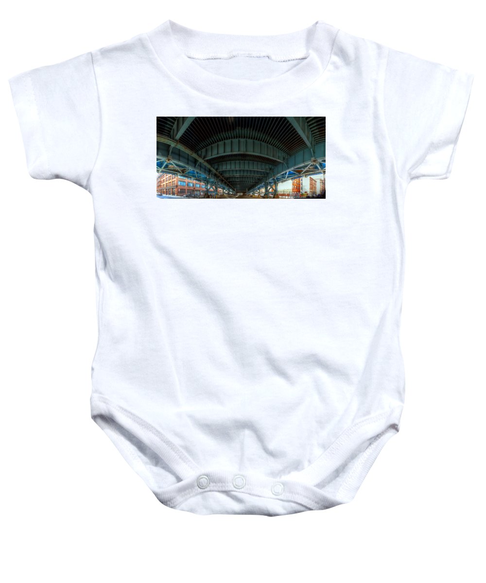 Panorama 3616 Benjamin Franklin Bridge - Baby Onesie