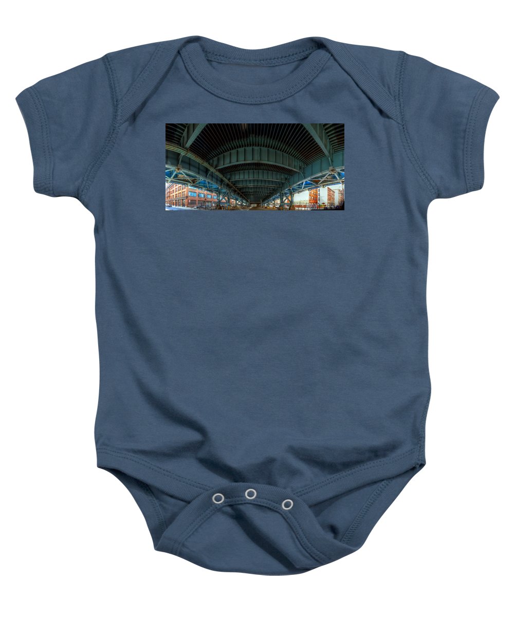 Panorama 3616 Benjamin Franklin Bridge - Baby Onesie