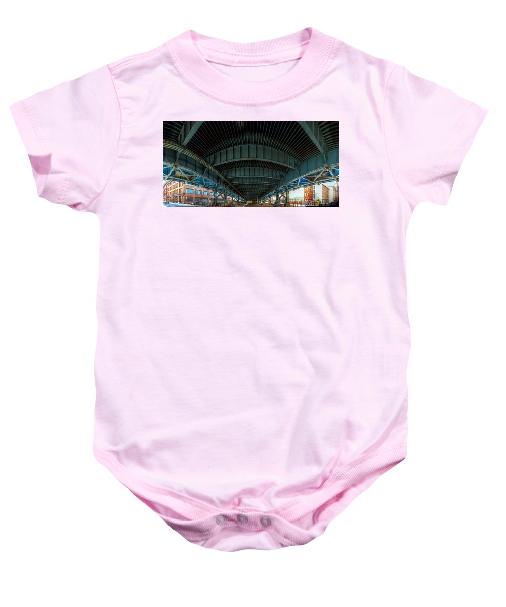 Panorama 3616 Benjamin Franklin Bridge - Baby Onesie