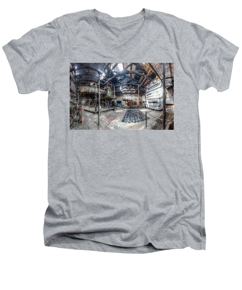 Panorama 2321 Globe Dye Works - Men's V-Neck T-Shirt