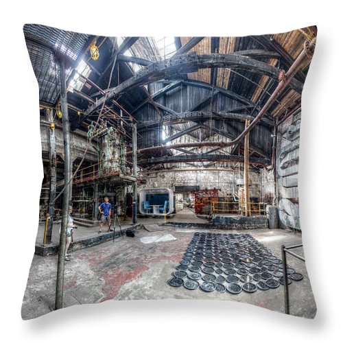 Panorama 2321 Globe Dye Works - Throw Pillow