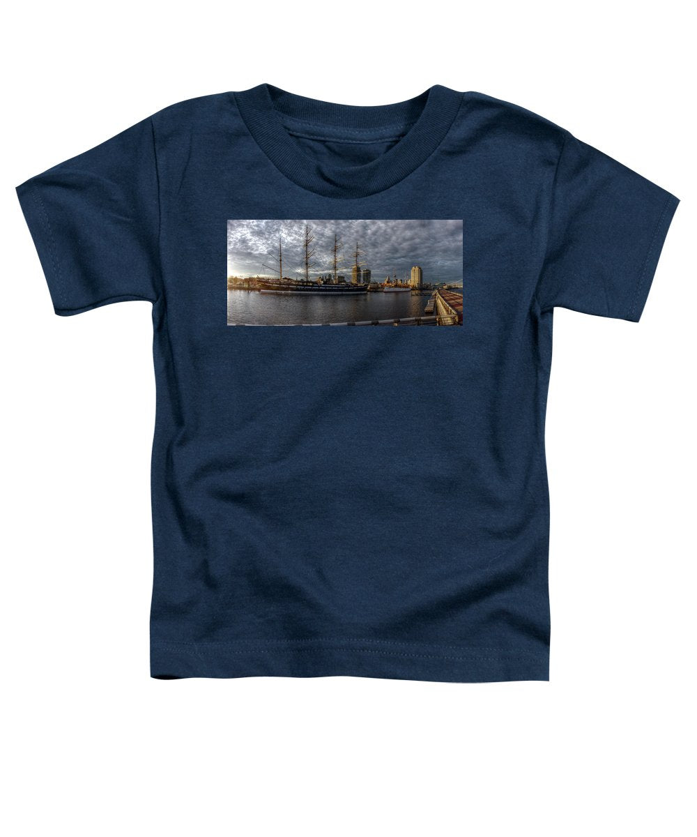 Panorama 2402 Moshulu and Olympia - Toddler T-Shirt