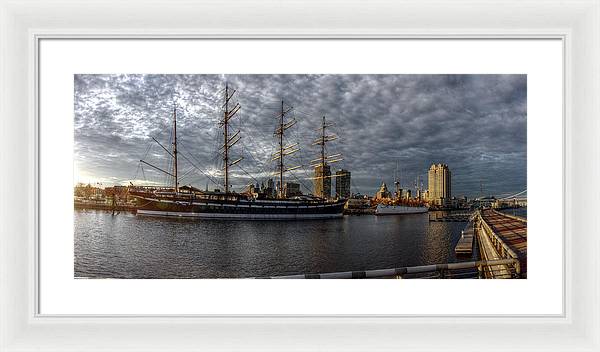 Panorama 2402 Moshulu and Olympia - Framed Print