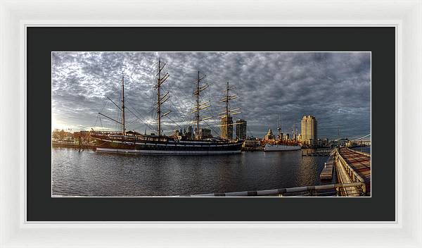 Panorama 2402 Moshulu and Olympia - Framed Print