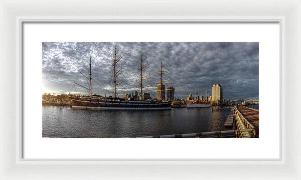 Panorama 2402 Moshulu and Olympia - Framed Print