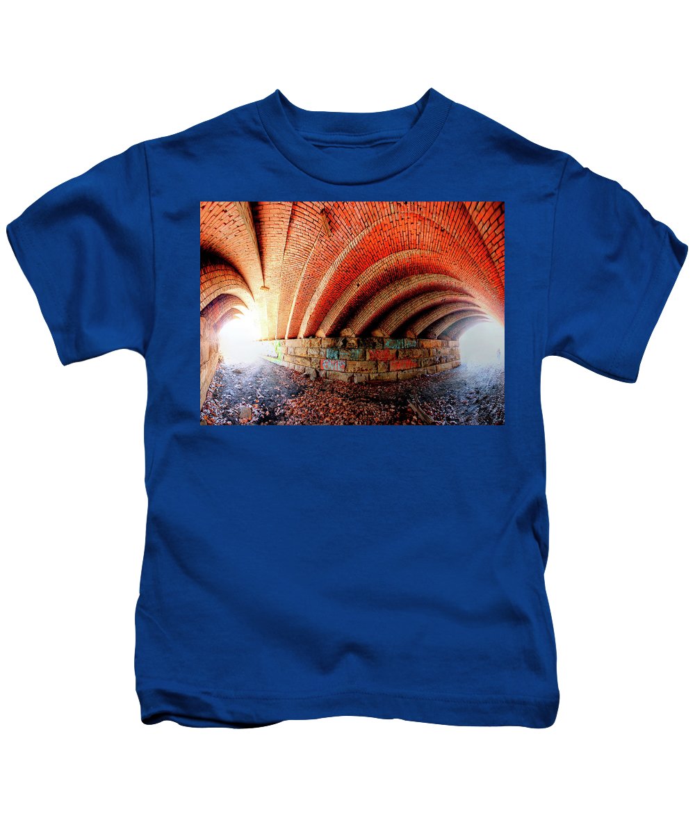 Panorama 2570 Abdondoned Bridge - Kids T-Shirt