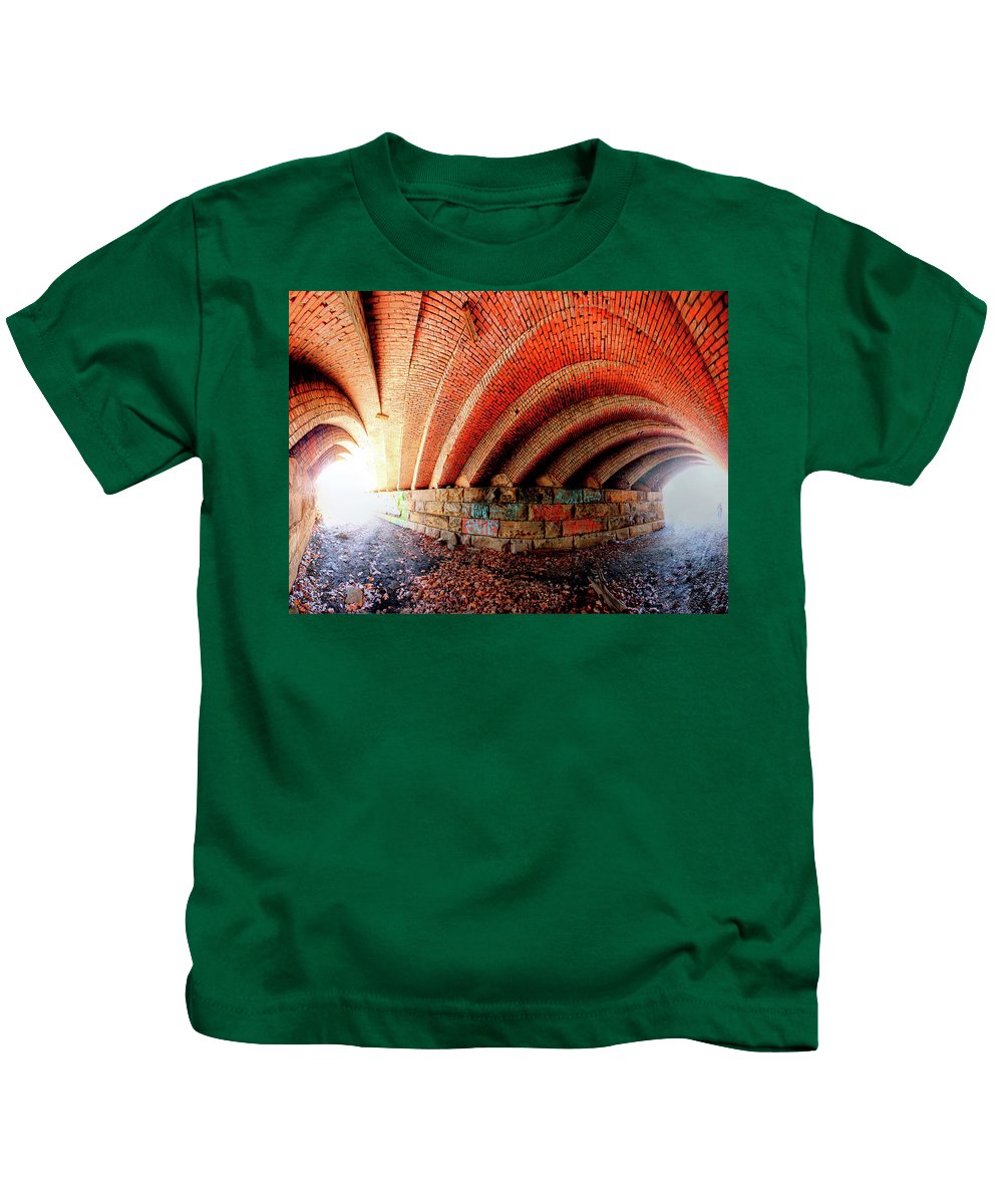 Panorama 2570 Abdondoned Bridge - Kids T-Shirt
