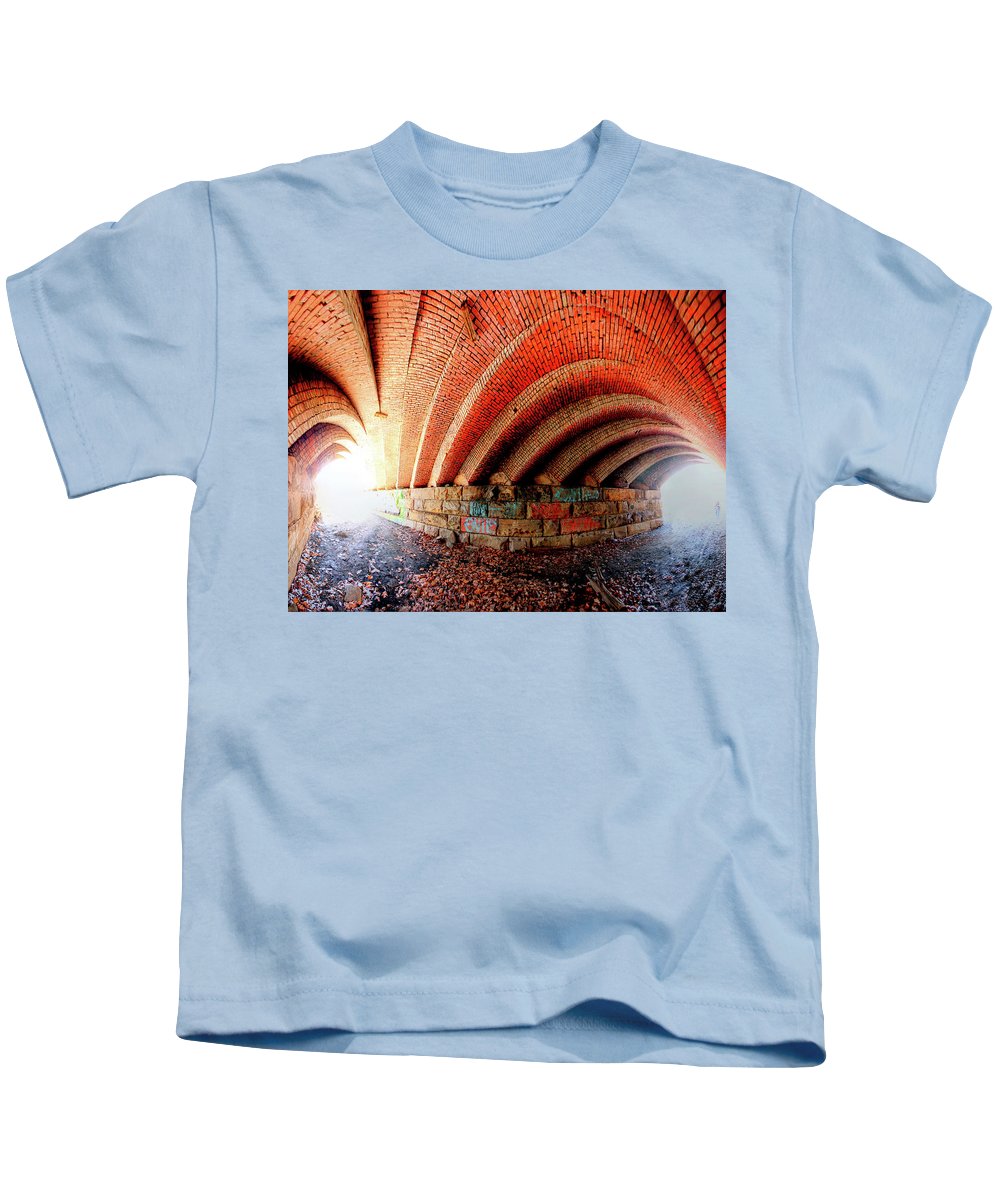 Panorama 2570 Abdondoned Bridge - Kids T-Shirt