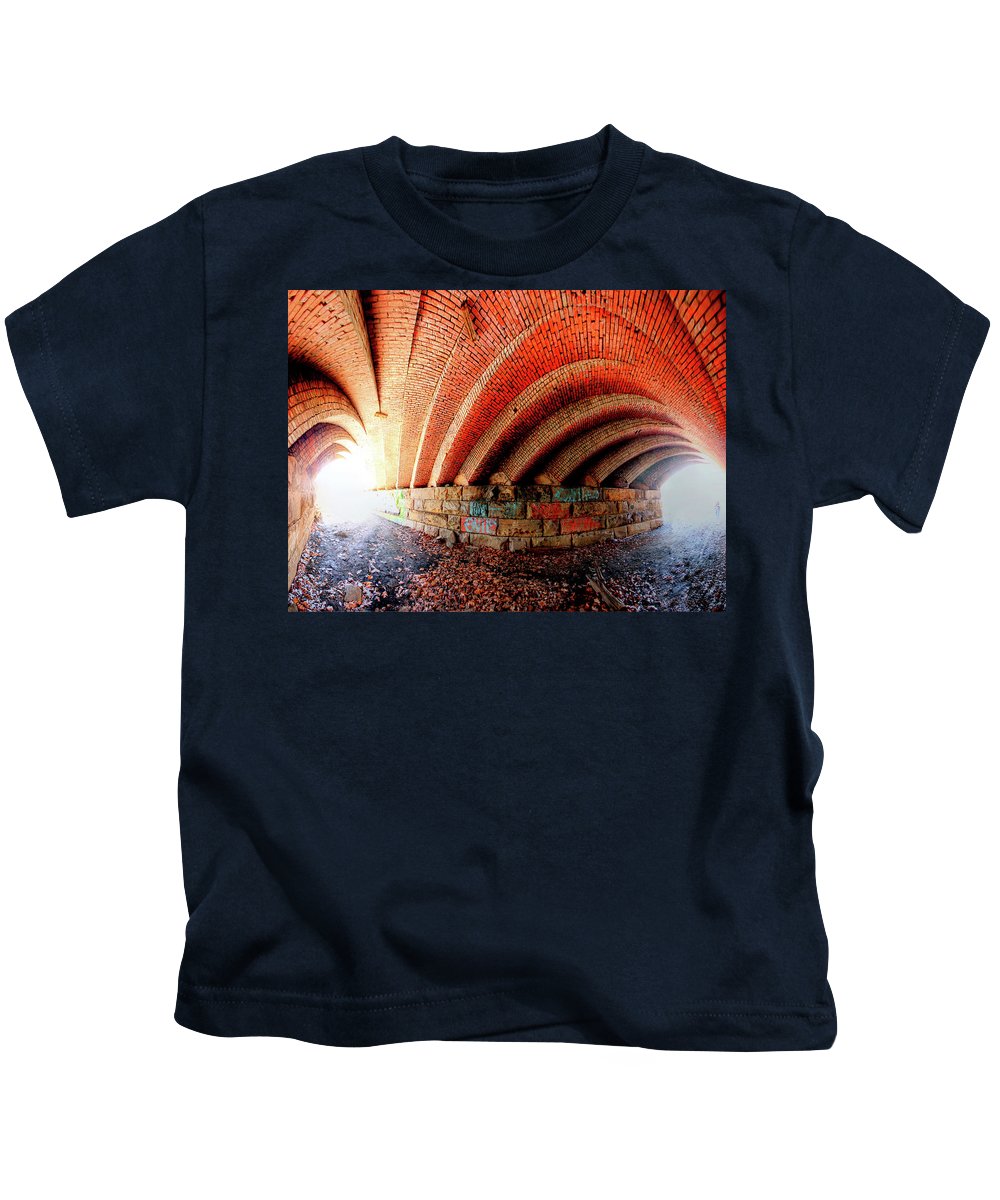 Panorama 2570 Abdondoned Bridge - Kids T-Shirt