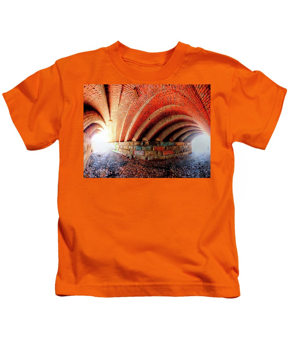 Panorama 2570 Abdondoned Bridge - Kids T-Shirt