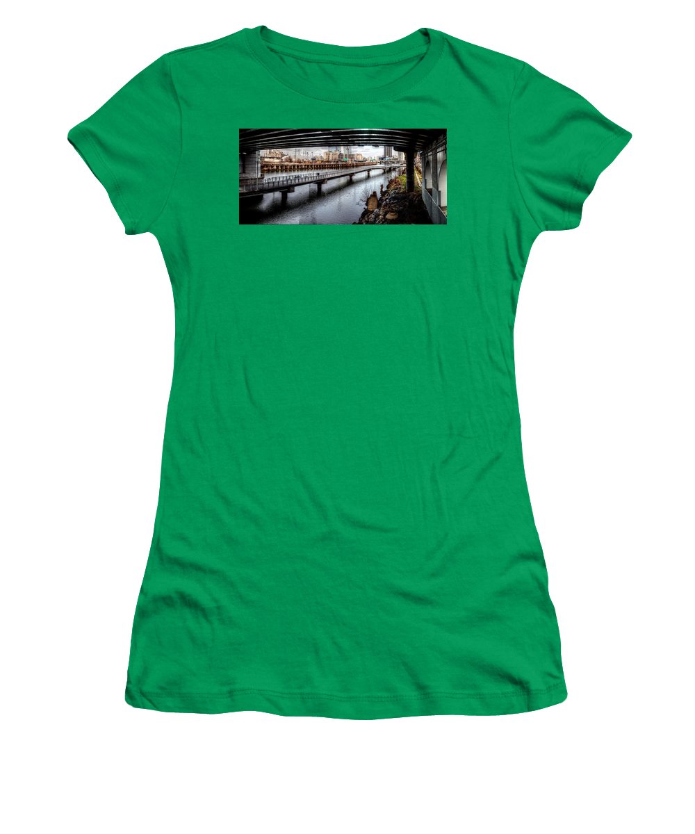Panorama 2624 Schuylkill Banks - Women's T-Shirt