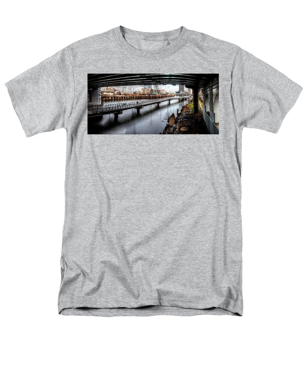 Panorama 2624 Schuylkill Banks - Men's T-Shirt (Regular Fit)