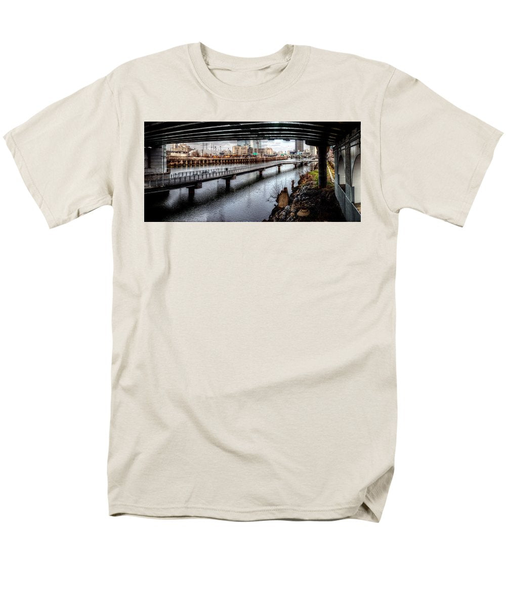 Panorama 2624 Schuylkill Banks - Men's T-Shirt (Regular Fit)