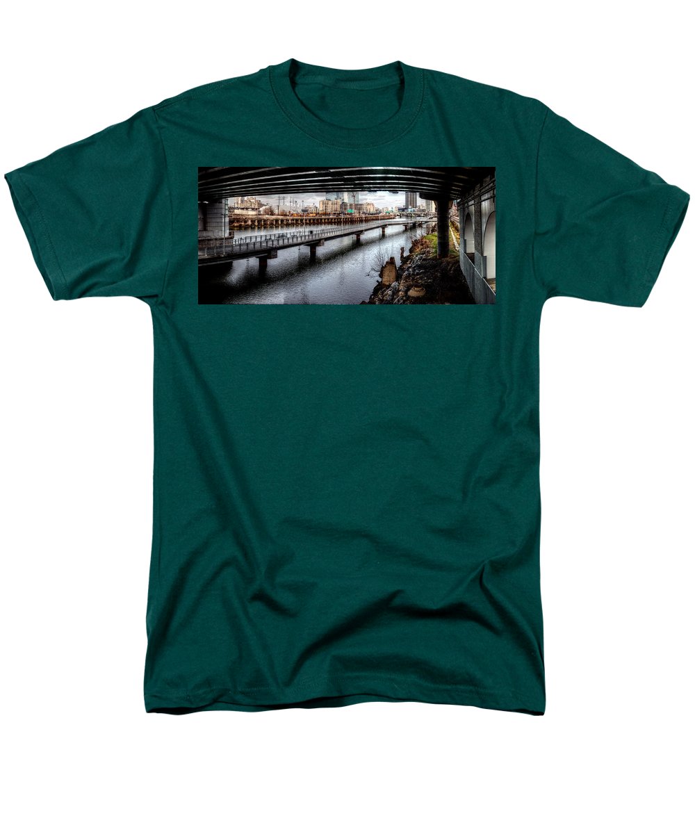 Panorama 2624 Schuylkill Banks - Men's T-Shirt (Regular Fit)