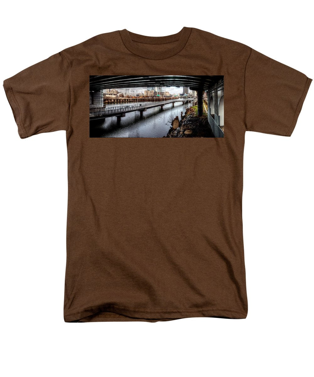 Panorama 2624 Schuylkill Banks - Men's T-Shirt (Regular Fit)