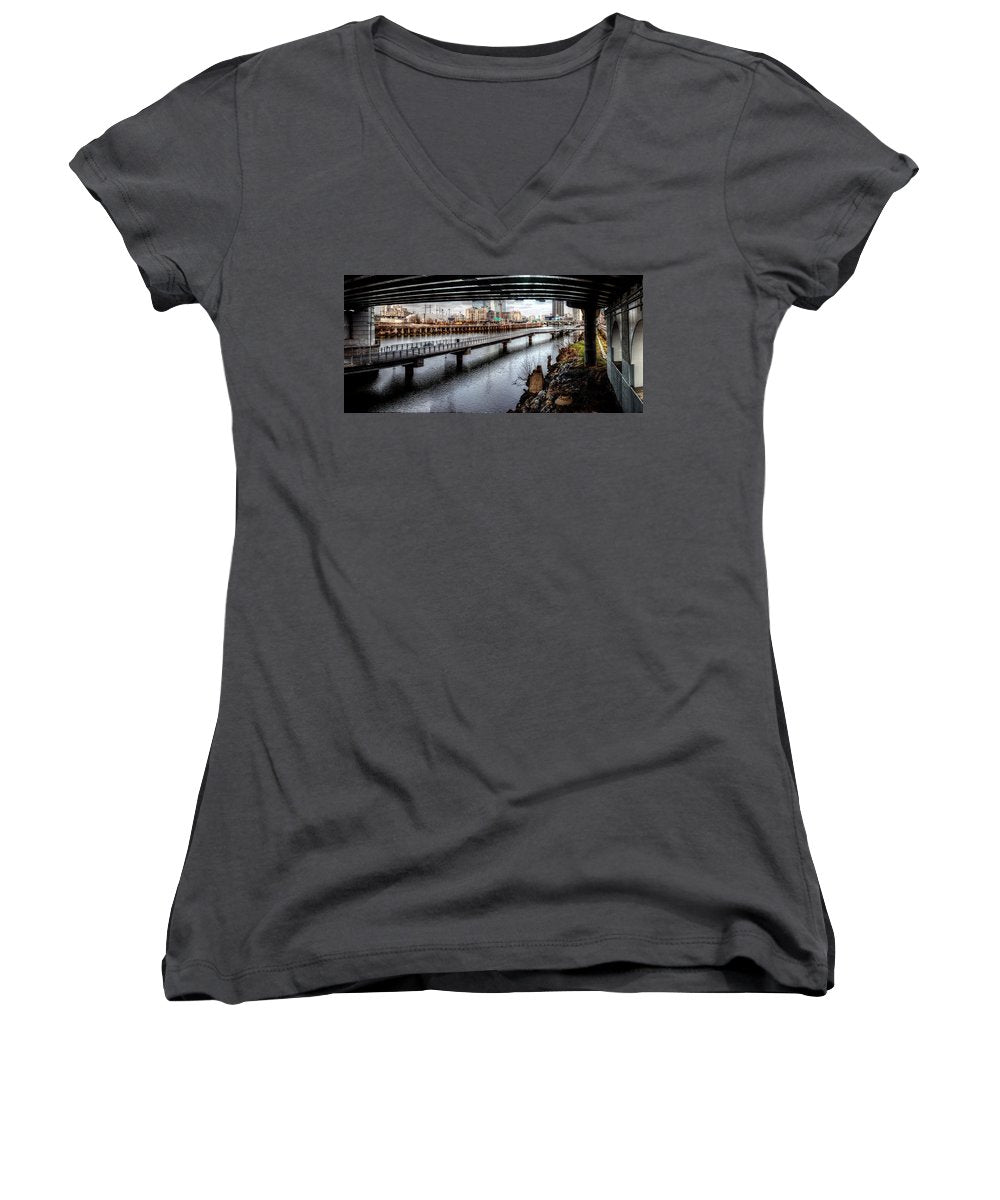 Panorama 2624 Schuylkill Banks - Women's V-Neck