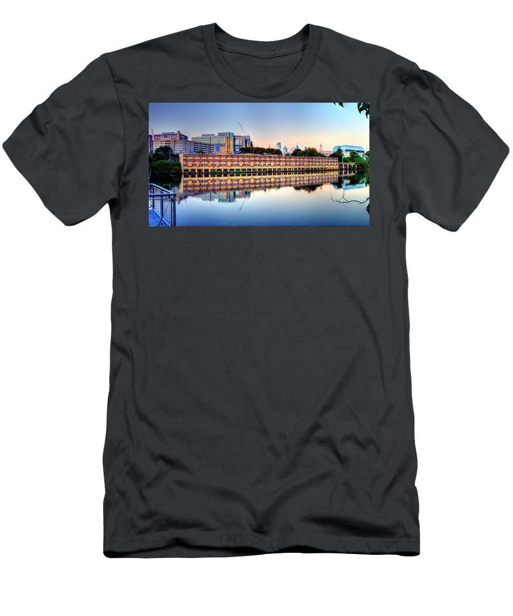 Panorama 2740 View from Grays Ferry Crescent - T-Shirt