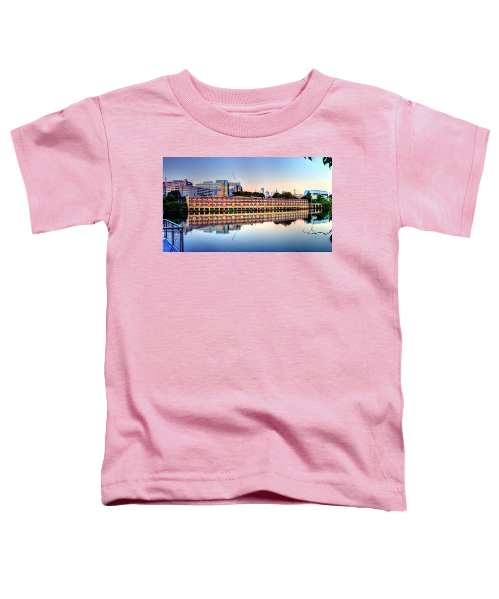 Panorama 2740 View from Grays Ferry Crescent - Toddler T-Shirt