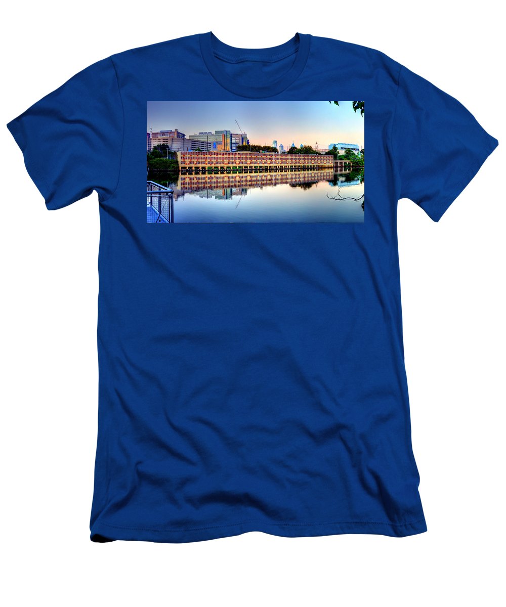 Panorama 2740 View from Grays Ferry Crescent - T-Shirt