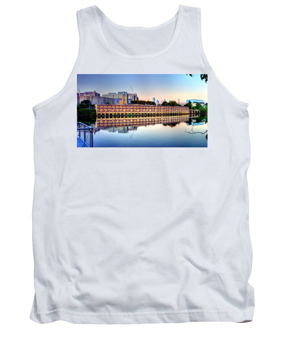 Panorama 2740 View from Grays Ferry Crescent - Tank Top