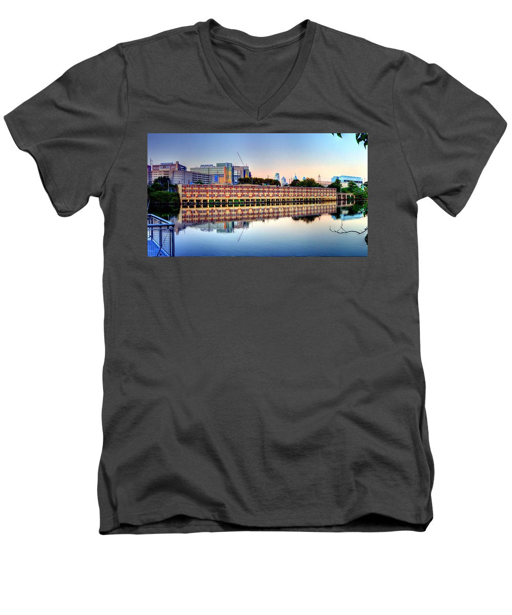 Panorama 2740 View from Grays Ferry Crescent - Men's V-Neck T-Shirt