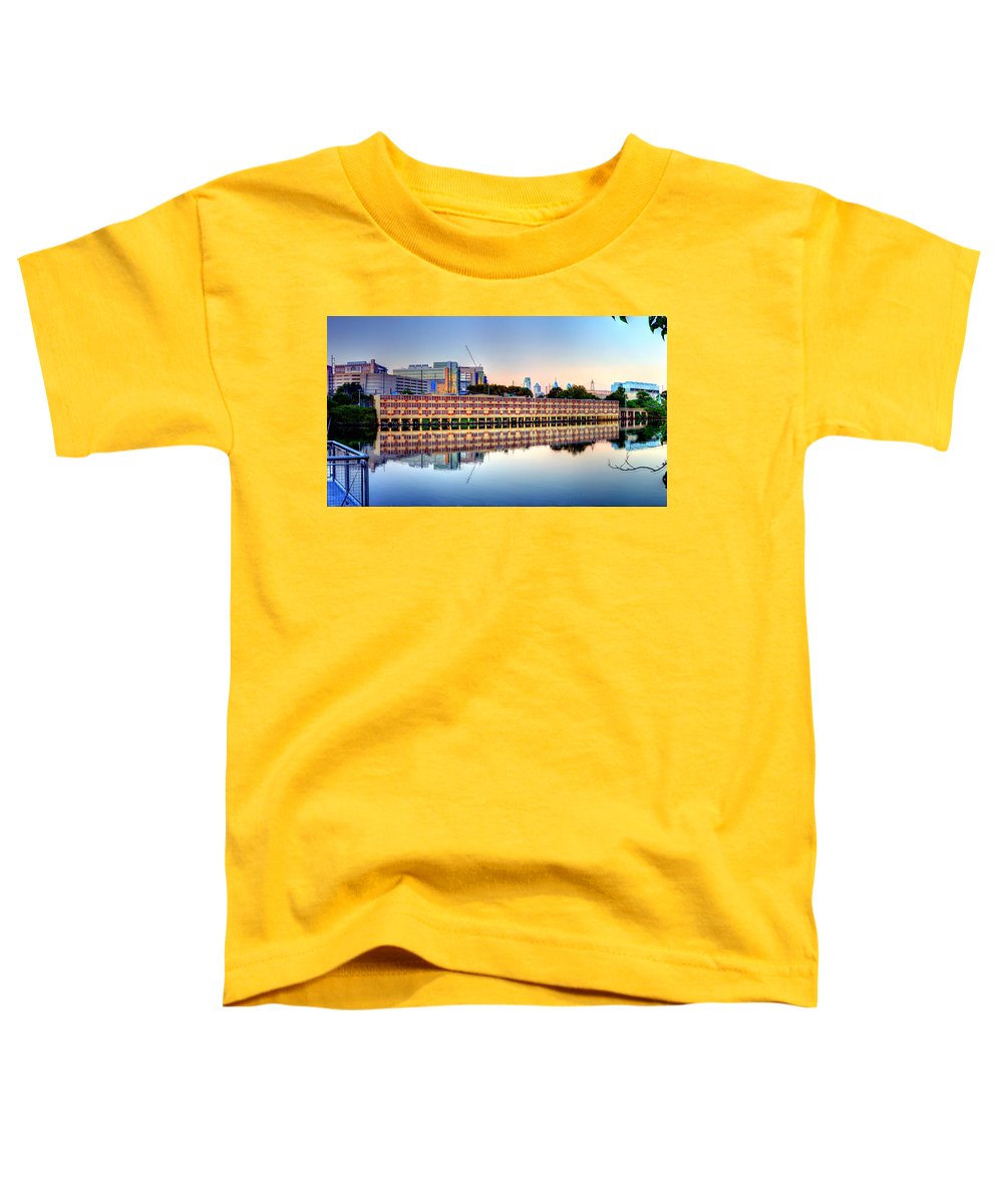 Panorama 2740 View from Grays Ferry Crescent - Toddler T-Shirt