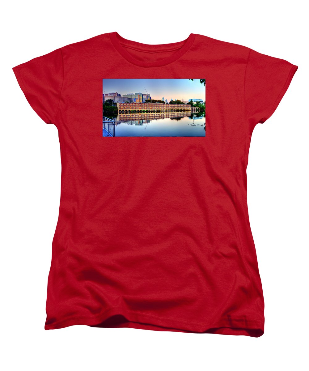 Panorama 2740 View from Grays Ferry Crescent - Women's T-Shirt (Standard Fit)