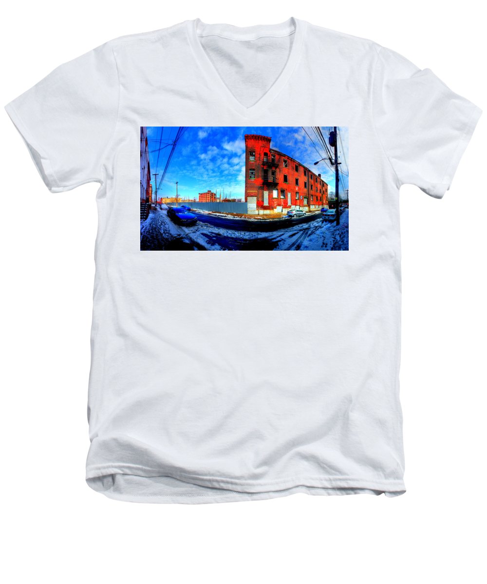 Panorama 2840 W Cumberland St - Men's V-Neck T-Shirt
