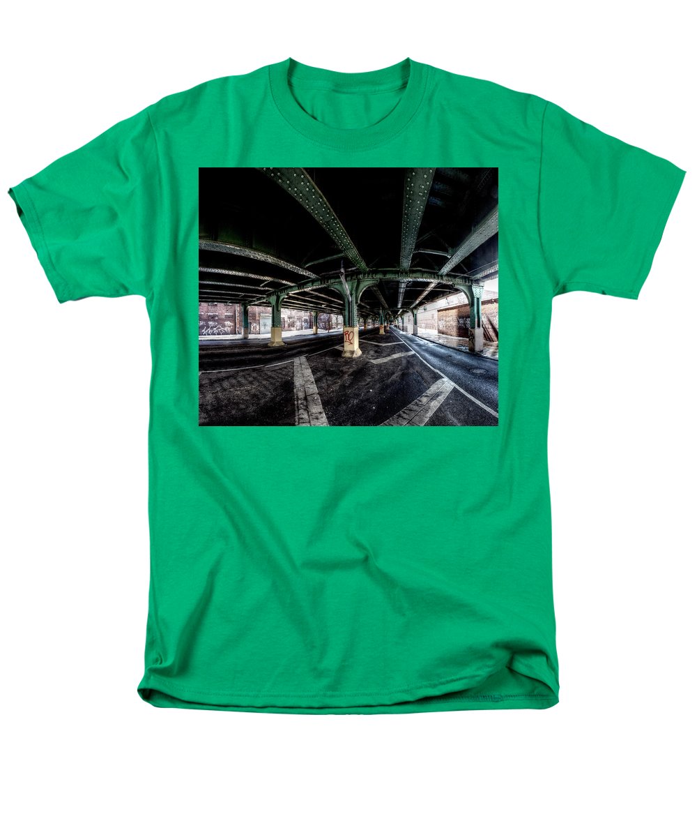 Panorama 2858 1498 N 9th St - Men's T-Shirt (Regular Fit)