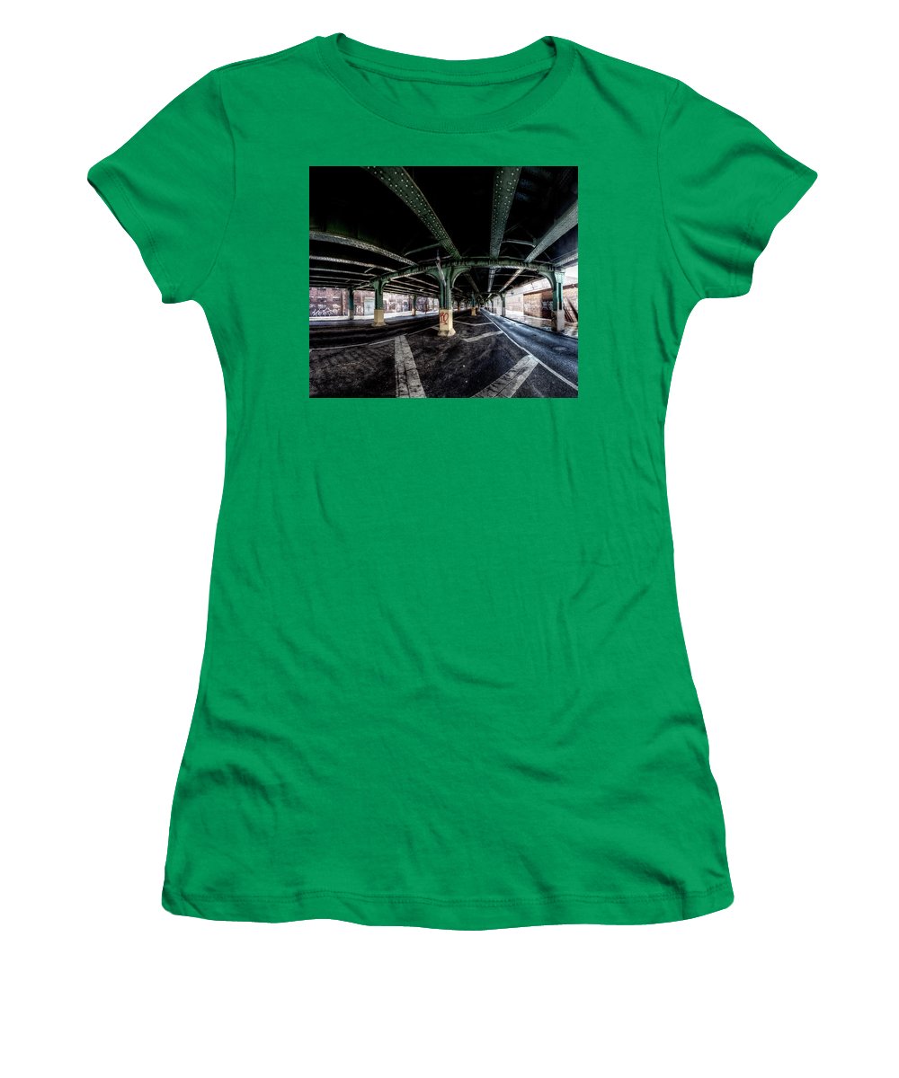 Panorama 2858 1498 N 9th St - Women's T-Shirt