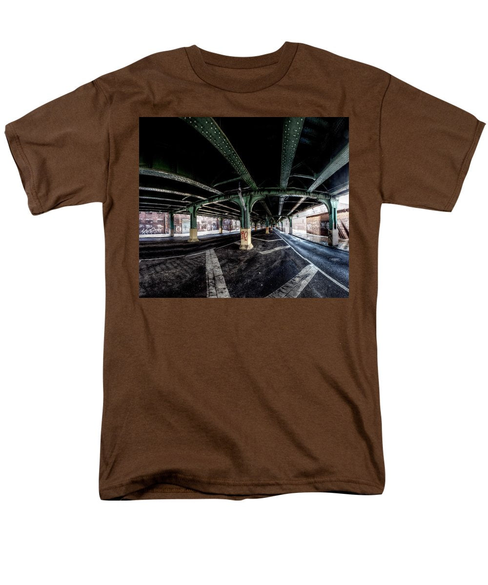 Panorama 2858 1498 N 9th St - Men's T-Shirt (Regular Fit)