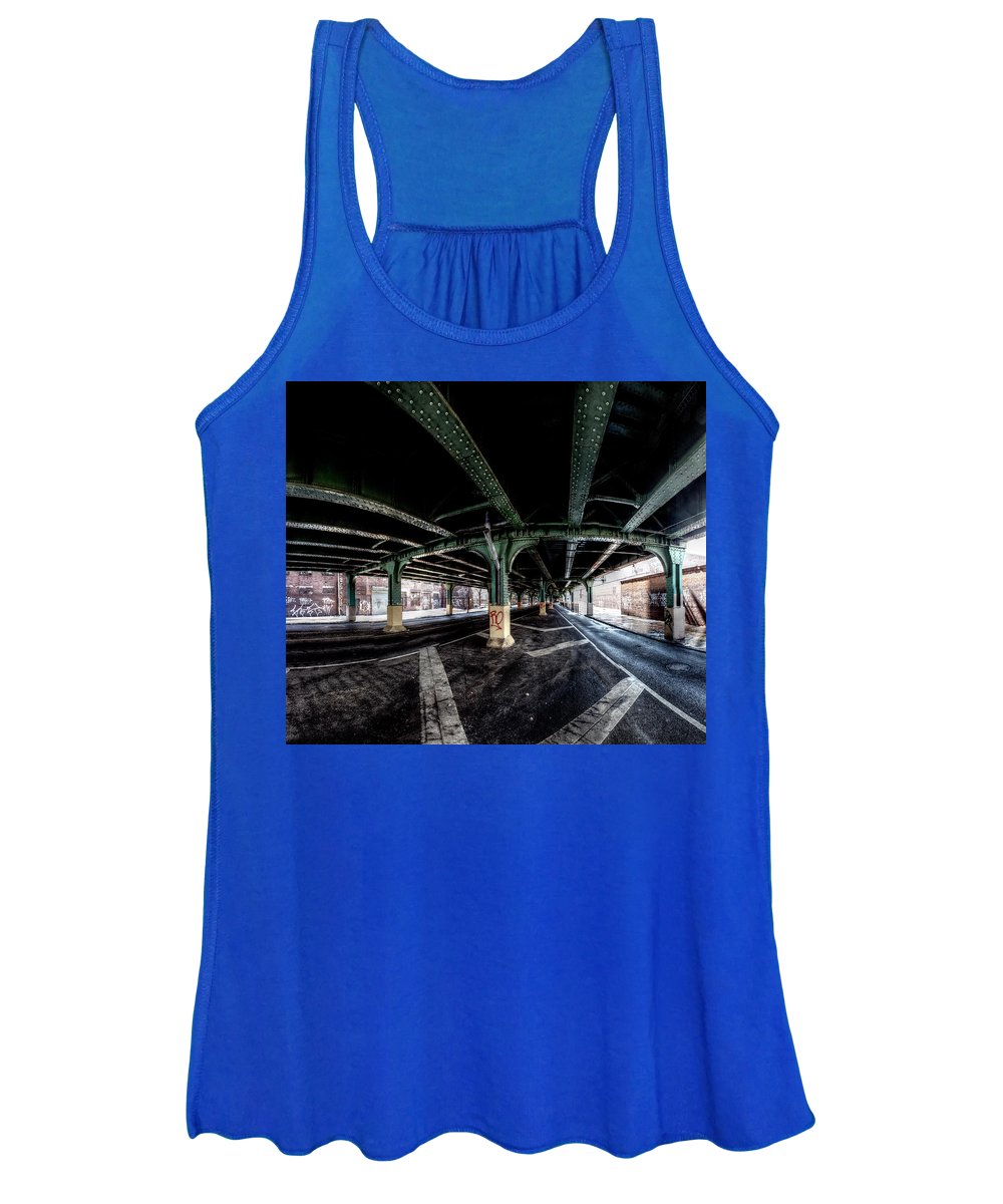 Panorama 2858 1498 N 9th St - Women's Tank Top