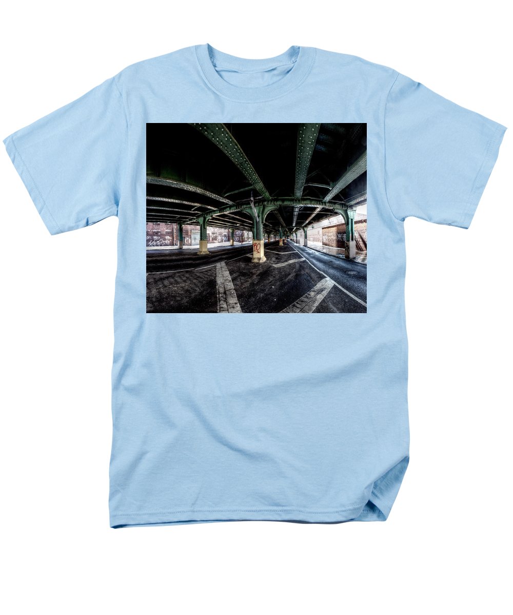 Panorama 2858 1498 N 9th St - Men's T-Shirt (Regular Fit)