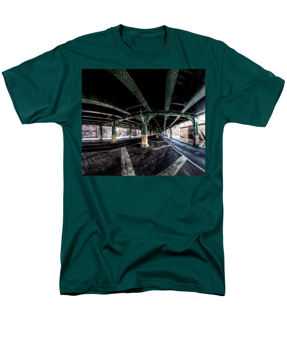 Panorama 2858 1498 N 9th St - Men's T-Shirt (Regular Fit)