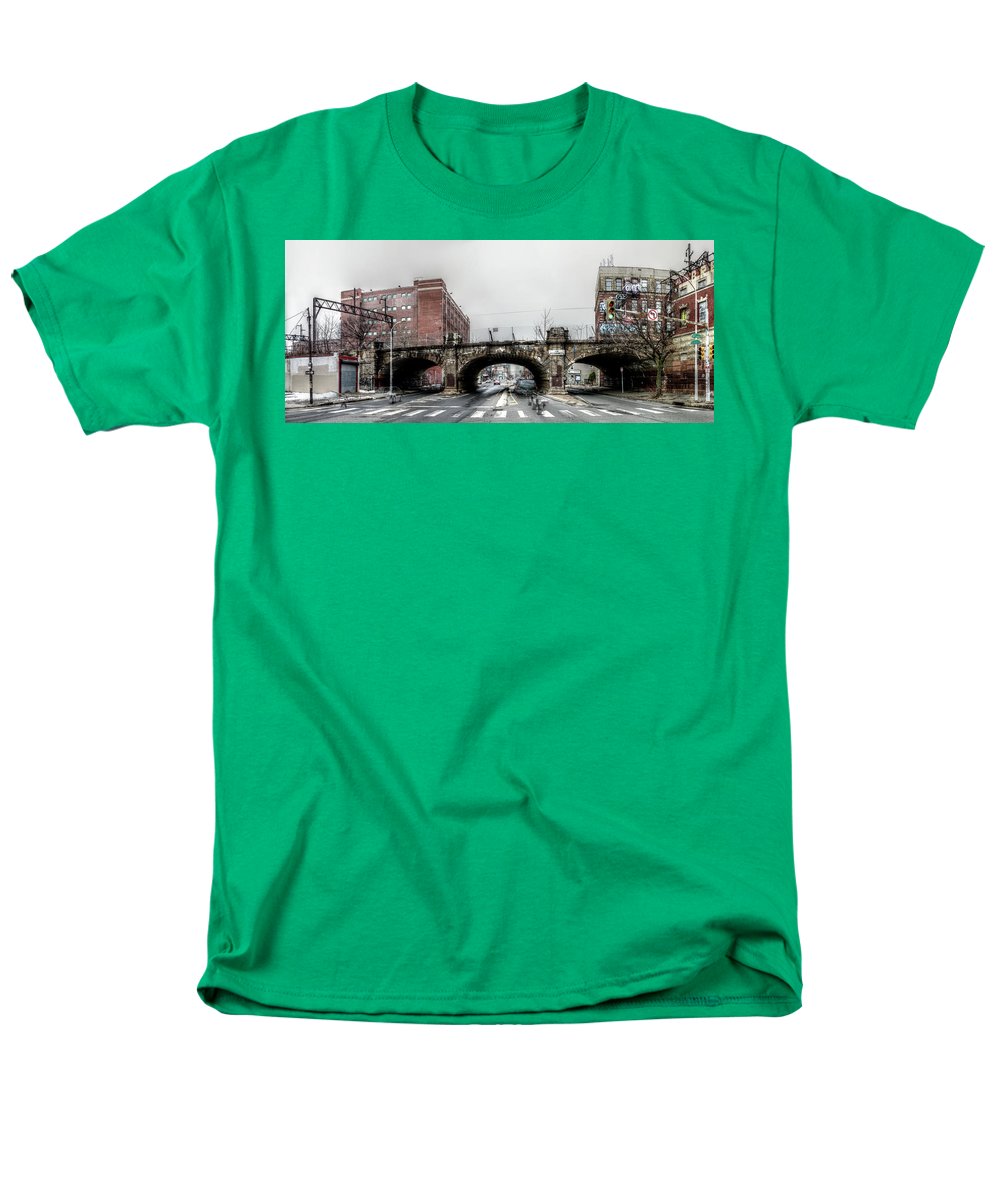 Panorama 2875 9th and Spring Garden Sts - Men's T-Shirt (Regular Fit)
