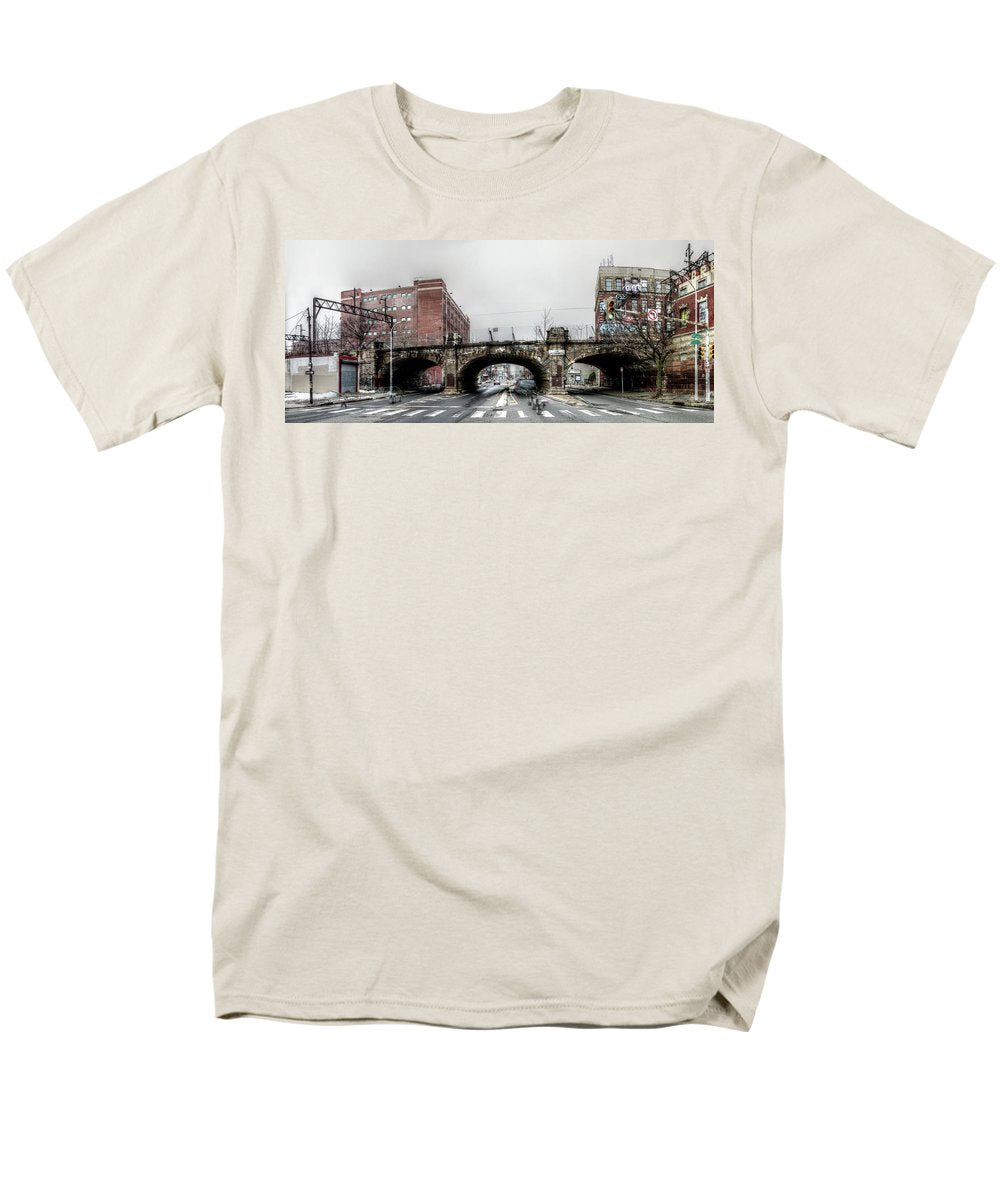 Panorama 2875 9th and Spring Garden Sts - Men's T-Shirt (Regular Fit)
