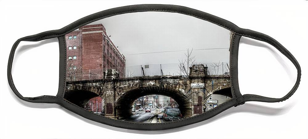 Panorama 2875 9th and Spring Garden Sts - Face Mask