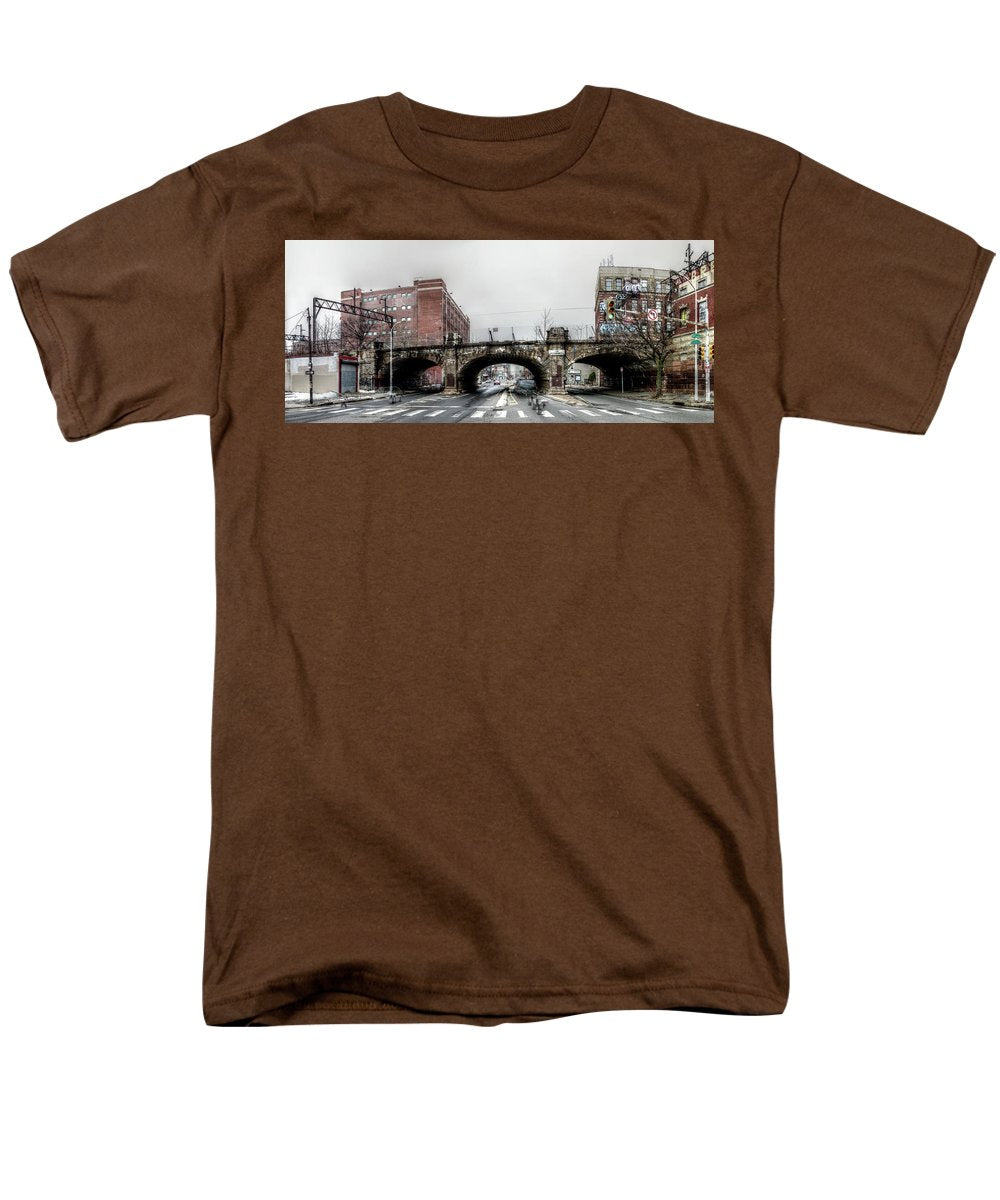 Panorama 2875 9th and Spring Garden Sts - Men's T-Shirt (Regular Fit)