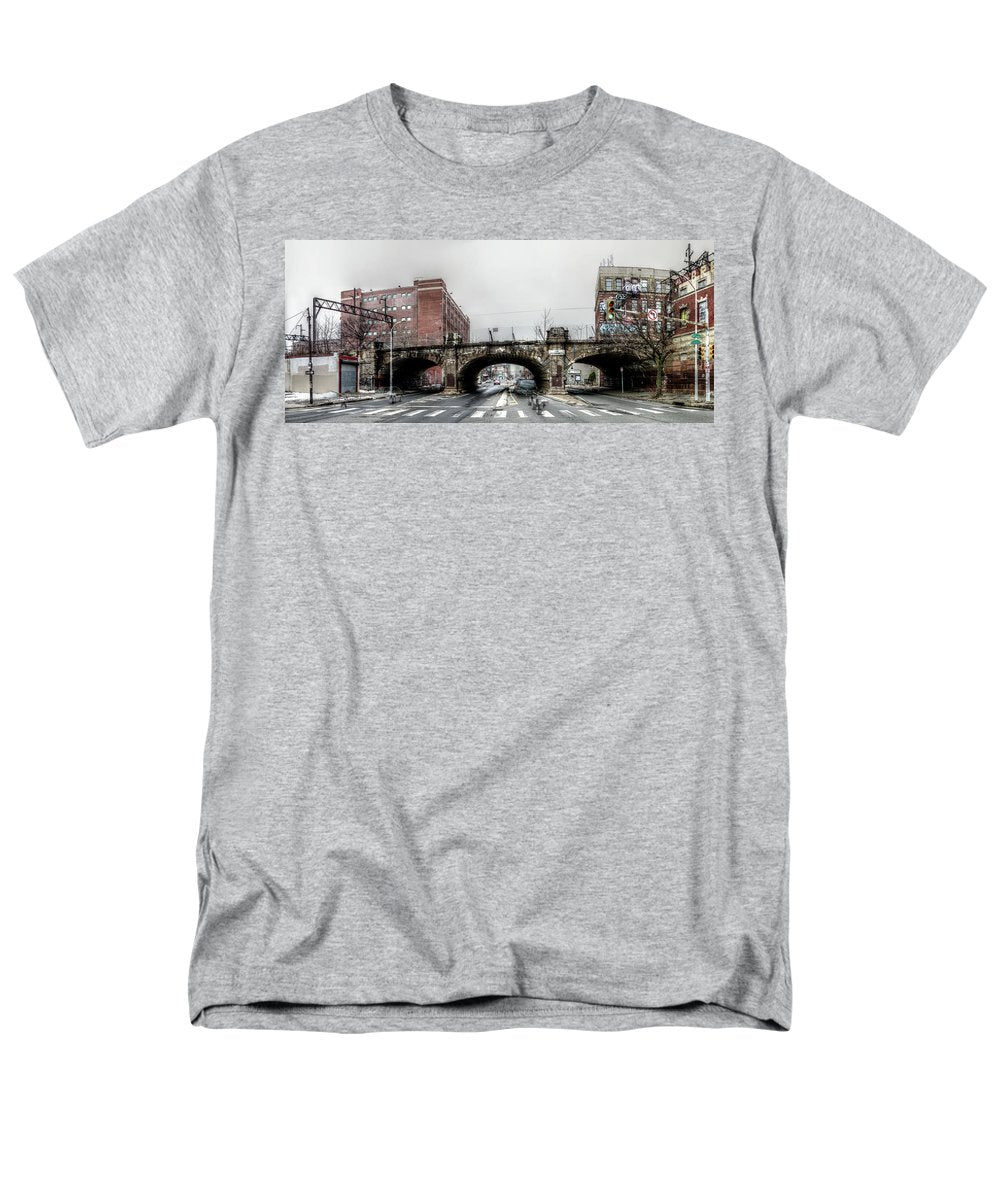 Panorama 2875 9th and Spring Garden Sts - Men's T-Shirt (Regular Fit)