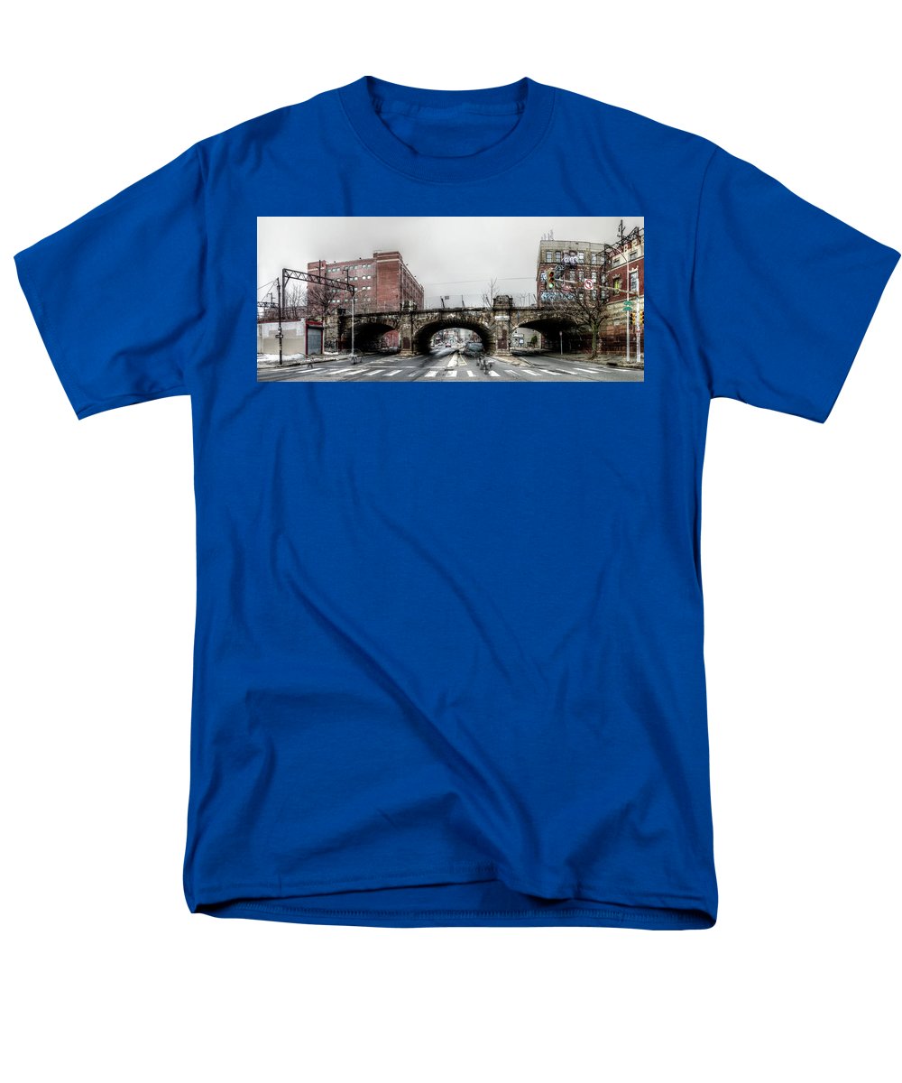 Panorama 2875 9th and Spring Garden Sts - Men's T-Shirt (Regular Fit)