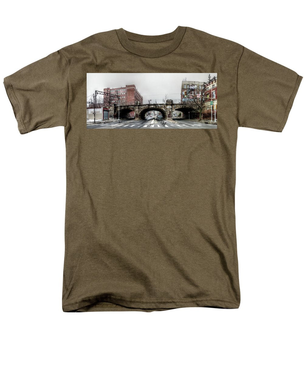 Panorama 2875 9th and Spring Garden Sts - Men's T-Shirt (Regular Fit)