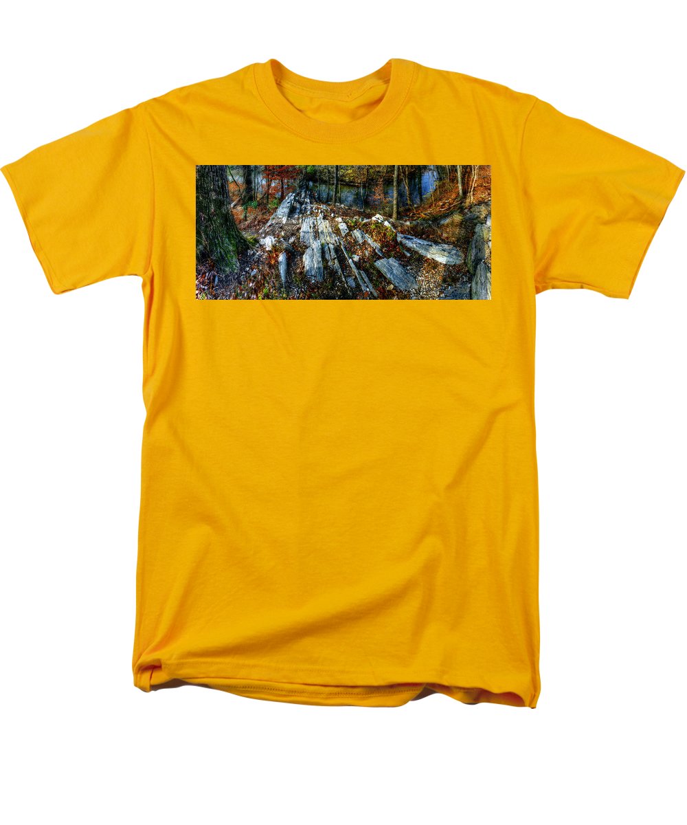 Panorama 3170 Morris Arboretum of the University of Pennsylvania - Men's T-Shirt (Regular Fit)