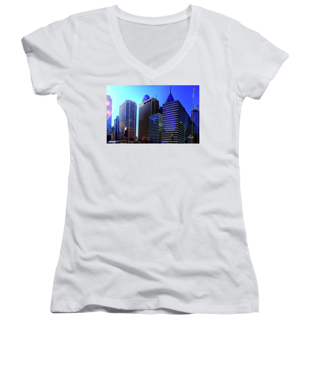 Panorama 3186 15th St and John F. Kennedy Blvd - Women's V-Neck