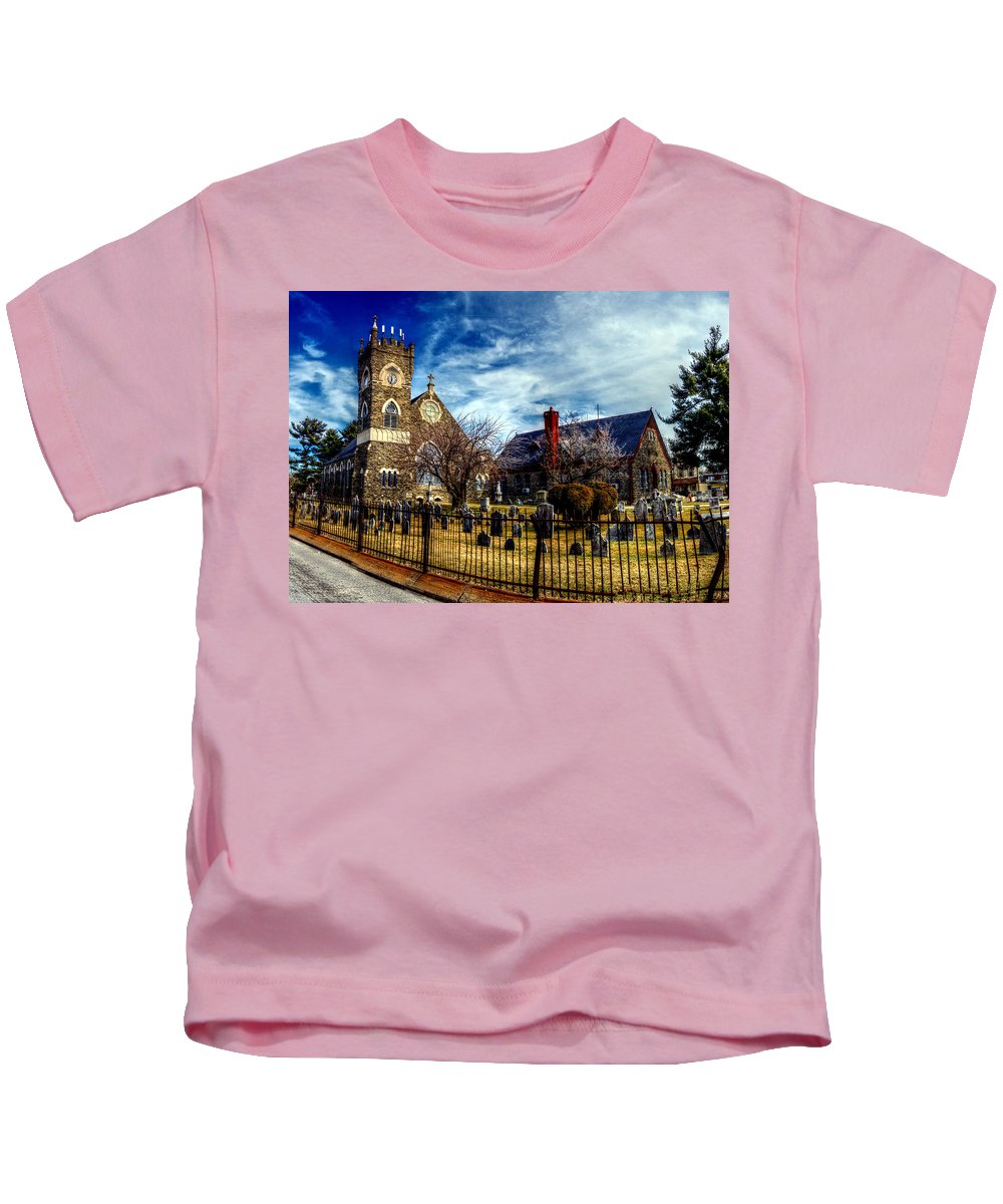 Panorama 3192 6695 Germantown Ave - Kids T-Shirt