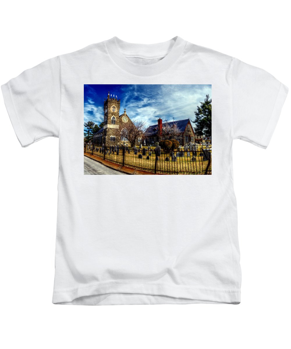 Panorama 3192 6695 Germantown Ave - Kids T-Shirt