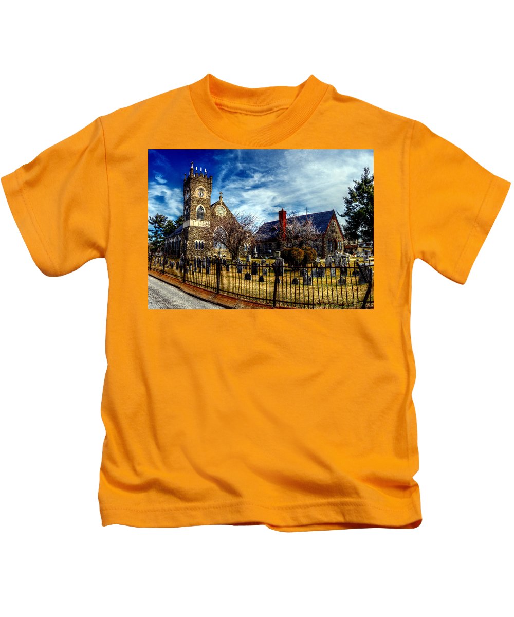 Panorama 3192 6695 Germantown Ave - Kids T-Shirt