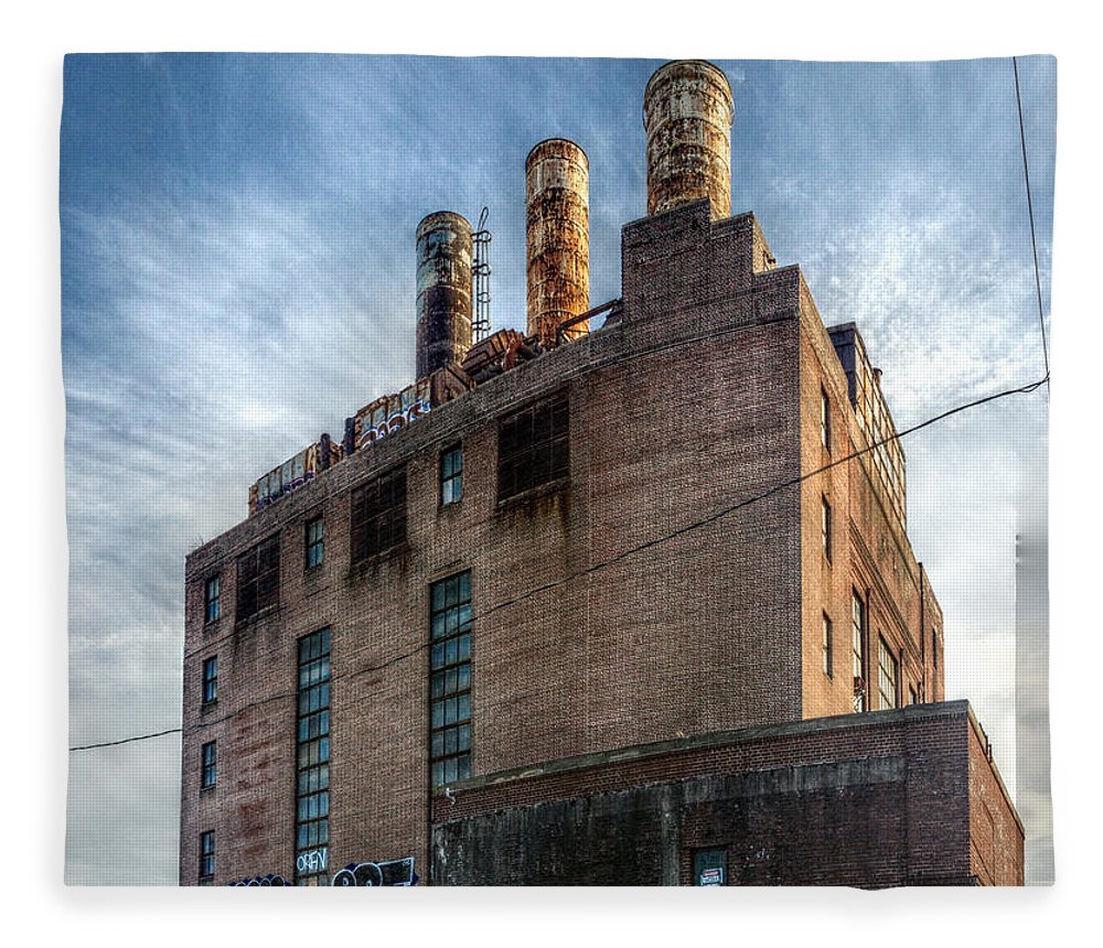 Panorama 3206 Willow Street Steam Plant - Blanket