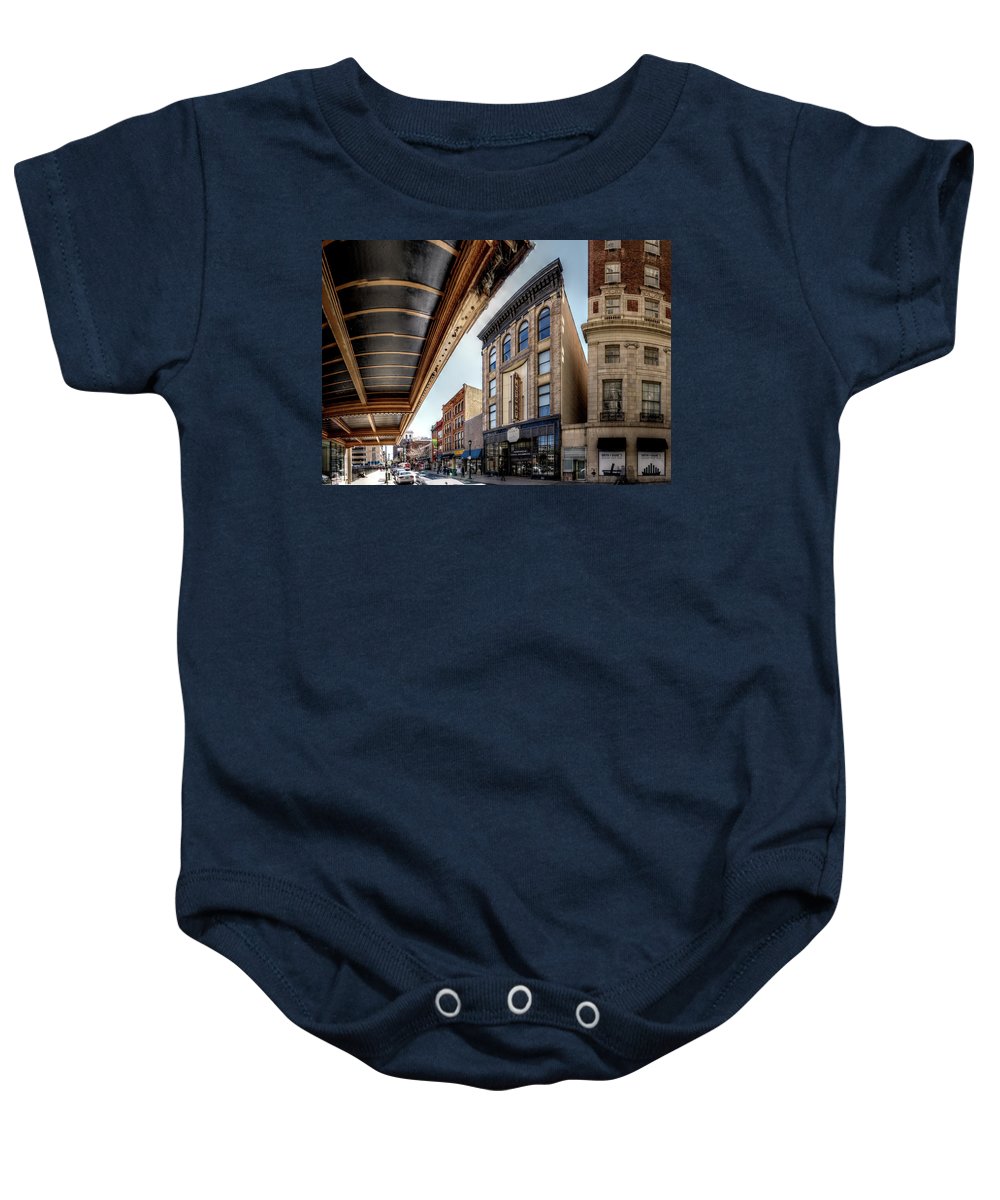 Panorama 3303 Automat - Baby Onesie