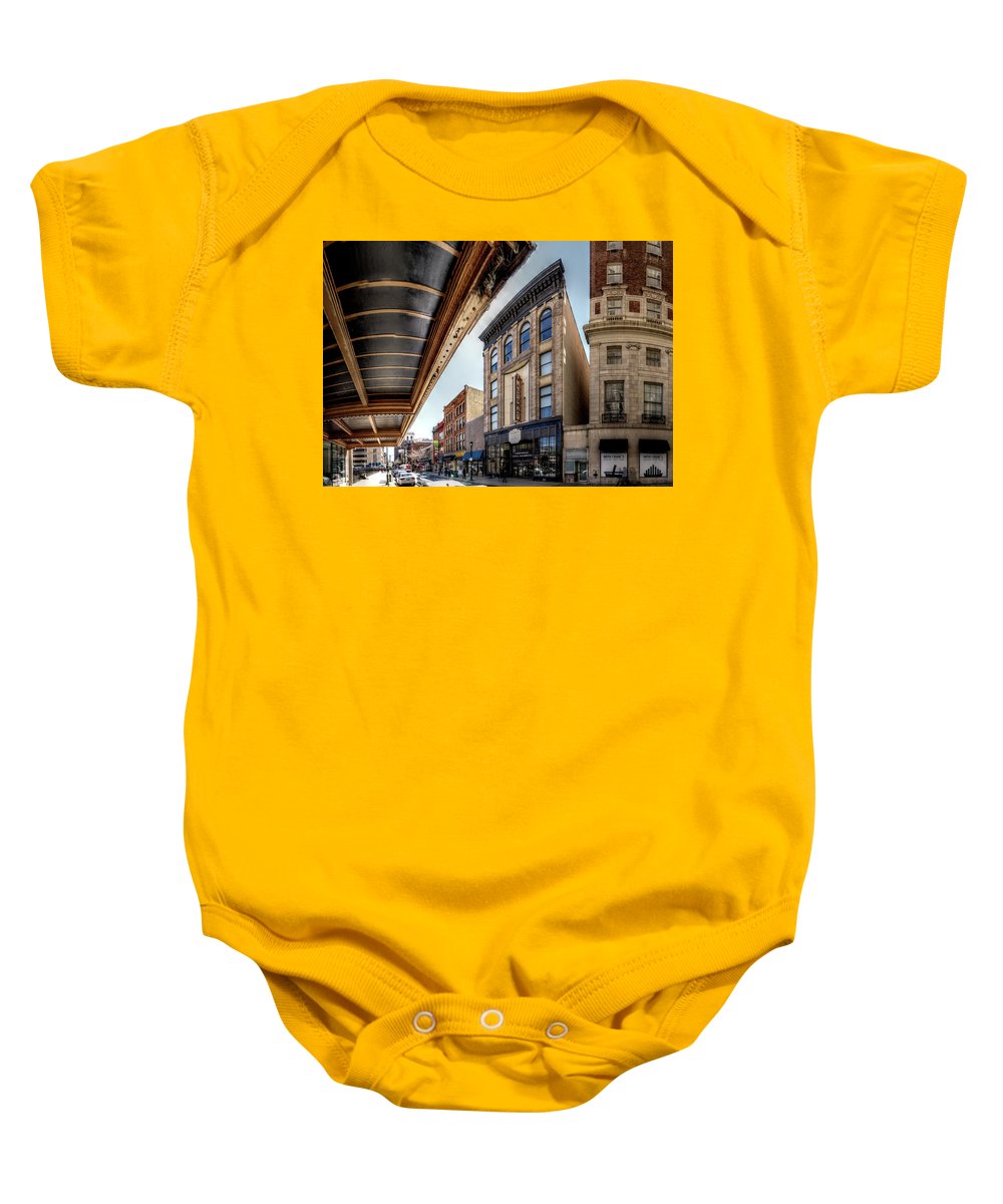 Panorama 3303 Automat - Baby Onesie